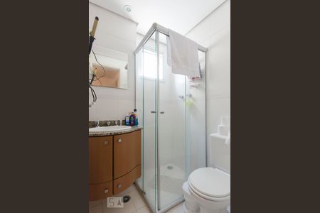 Banheiro Suíte de apartamento para alugar com 2 quartos, 60m² em Vila Anglo Brasileira, São Paulo