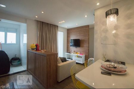 Sala/Cozinha de apartamento à venda com 1 quarto, 37m² em Vila Cruzeiro, São Paulo