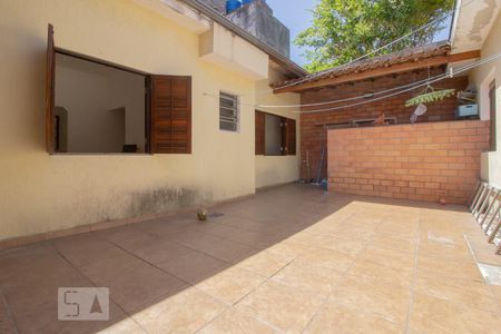 Quintal de casa à venda com 4 quartos, 144m² em Vila Monumento, São Paulo