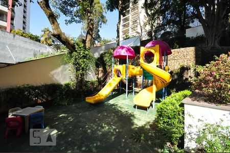 Playground de apartamento à venda com 4 quartos, 290m² em Vila Suzana, São Paulo