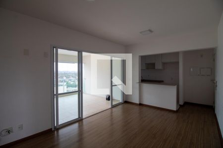 Sala de apartamento à venda com 2 quartos, 73m² em Jardim Aeroporto, São Paulo