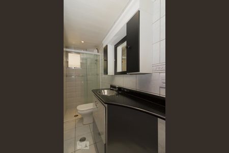 Banheiro de apartamento à venda com 2 quartos, 54m² em Centro, Guarulhos