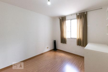 Quarto 2 de apartamento para alugar com 2 quartos, 90m² em Itaim Bibi, São Paulo