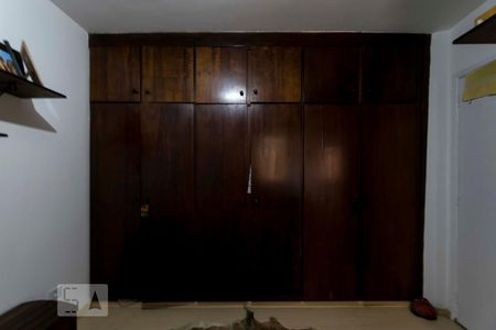 Quarto 2 (Armários) de apartamento para alugar com 2 quartos, 58m² em Jardim da Saúde, São Paulo