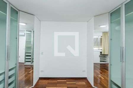 Quarto 1 de apartamento para alugar com 2 quartos, 92m² em Itaim Bibi, São Paulo