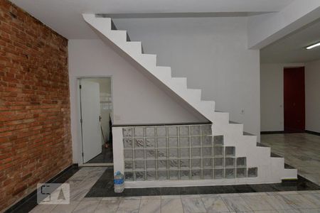 Sala de casa para alugar com 3 quartos, 230m² em Vila Romana, São Paulo