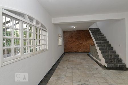 Sala de casa para alugar com 3 quartos, 230m² em Vila Romana, São Paulo