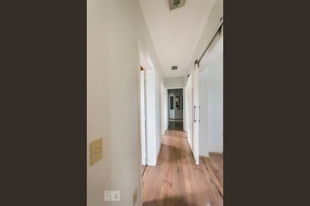 Corredor de apartamento à venda com 3 quartos, 155m² em Vila Leopoldina, São Paulo