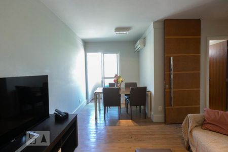 Sala de apartamento para alugar com 2 quartos, 64m² em Vila Olímpia, São Paulo