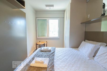 Quarto 1 de apartamento para alugar com 2 quartos, 64m² em Vila Olímpia, São Paulo