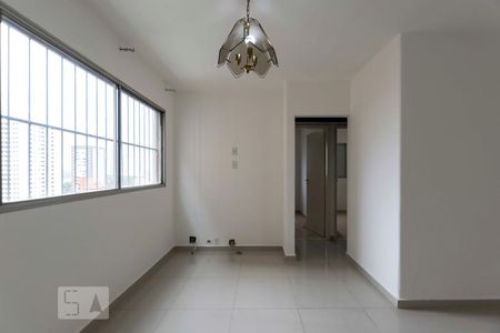 Sala de apartamento para alugar com 2 quartos, 60m² em Parque Imperial, São Paulo