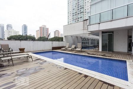 Piscina de kitnet/studio para alugar com 1 quarto, 43m² em Vila Olímpia, São Paulo