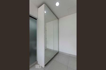 Kitnet (Armários) de kitnet/studio para alugar com 1 quarto, 35m² em Mirandópolis, São Paulo