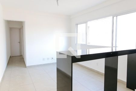 Sala de apartamento para alugar com 2 quartos, 51m² em Santa Teresinha, Santo André