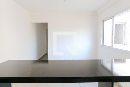 Sala de apartamento para alugar com 2 quartos, 51m² em Santa Teresinha, Santo André