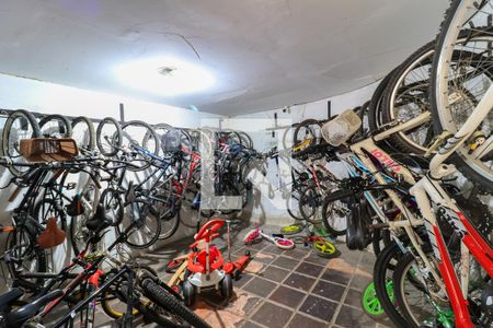 Apartamento à venda com 100m², 3 quartos e 1 vaga Apartamento à venda com 100m², 3 quartos e 1 vagaÁrea comum