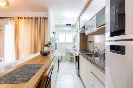 Cozinha de apartamento para alugar com 1 quarto, 41m² em Umuarama, Osasco