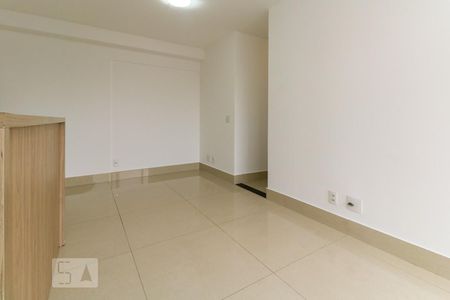 Sala de apartamento à venda com 2 quartos, 57m² em Sumaré, São Paulo