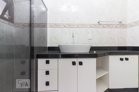 Banheiro de apartamento à venda com 3 quartos, 55m² em Santana, São Paulo