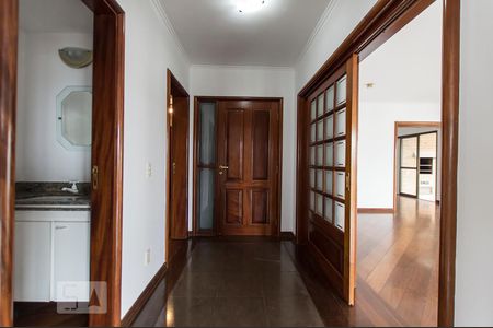 Hall de entrada de apartamento à venda com 4 quartos, 287m² em Alphaville Industrial, Barueri
