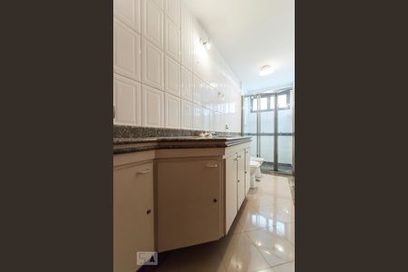 Banheiro de apartamento à venda com 4 quartos, 287m² em Alphaville Industrial, Barueri
