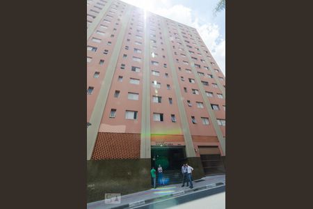 Fachada do prédio de apartamento para alugar com 1 quarto, 40m² em Vila Itapura, Campinas