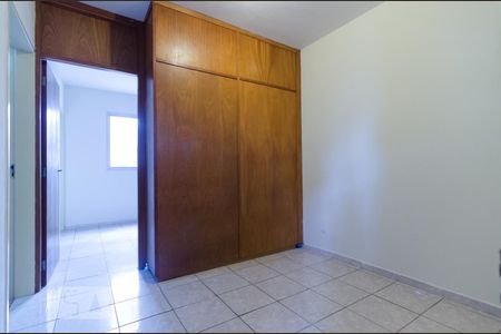 Sala de apartamento para alugar com 1 quarto, 40m² em Vila Itapura, Campinas