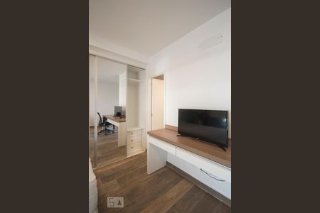 Sala de kitnet/studio para alugar com 1 quarto, 43m² em Brooklin Paulista, São Paulo