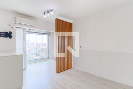 Sala/Quarto de kitnet/studio para alugar com 1 quarto, 37m² em Cidade Monções, São Paulo