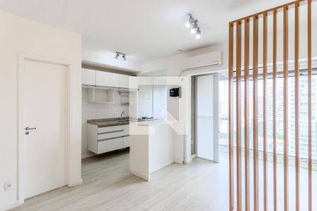 Sala/Quarto de kitnet/studio para alugar com 1 quarto, 37m² em Cidade Monções, São Paulo