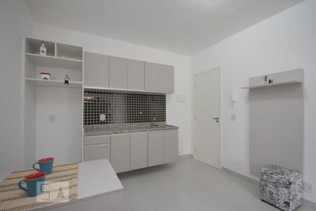 Cozinha de apartamento para alugar com 1 quarto, 40m² em Mooca, São Paulo