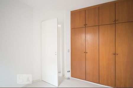 Quarto 02 de apartamento para alugar com 2 quartos, 70m² em Brooklin Paulista, São Paulo