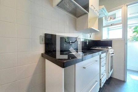 Cozinha  de kitnet/studio para alugar com 1 quarto, 44m² em Botafogo, Campinas