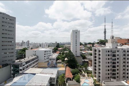 Vista Sala de apartamento para alugar com 2 quartos, 64m² em Sumaré, São Paulo