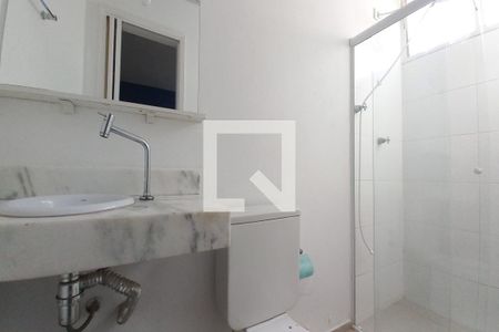 Banheiro de apartamento para alugar com 1 quarto, 38m² em Centro, Campinas