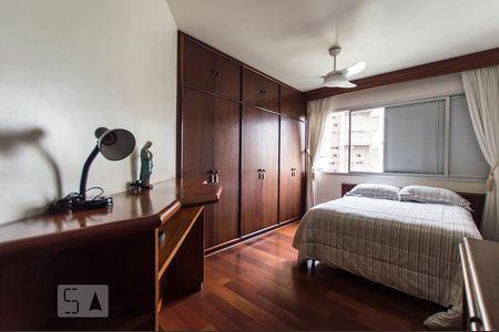 Suíte de apartamento para alugar com 3 quartos, 200m² em Vila Suzana, São Paulo