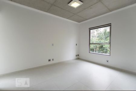 Quarto de kitnet/studio para alugar com 2 quartos, 70m² em Jardim Fonte do Morumbi, São Paulo