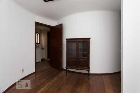 Corredor de apartamento à venda com 4 quartos, 170m² em Indianópolis, São Paulo