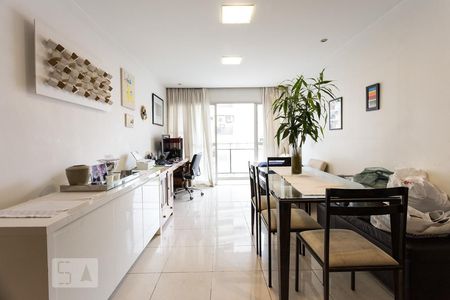 Sala de apartamento para alugar com 3 quartos, 125m² em Vila Nova Conceição, São Paulo