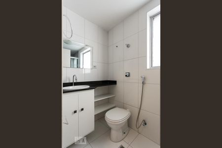 Banheiro de apartamento para alugar com 1 quarto, 46m² em Indianópolis, São Paulo