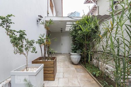 Entrada da casa de casa à venda com 4 quartos, 478m² em Pacaembu, São Paulo