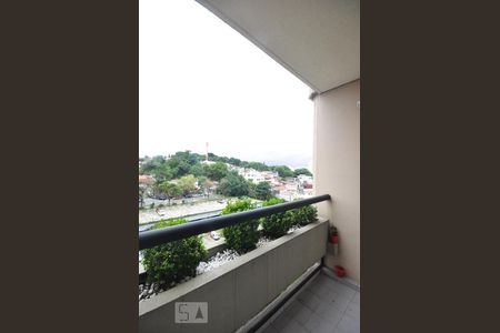 varanda de apartamento para alugar com 2 quartos, 56m² em Vila Suzana, São Paulo