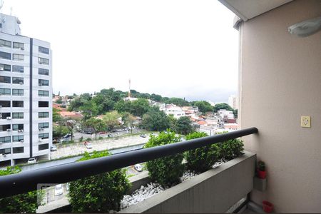 varanda de apartamento para alugar com 2 quartos, 56m² em Vila Suzana, São Paulo
