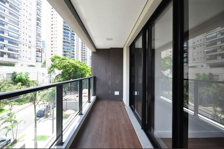 varanda de apartamento para alugar com 1 quarto, 42m² em Campo Belo, São Paulo