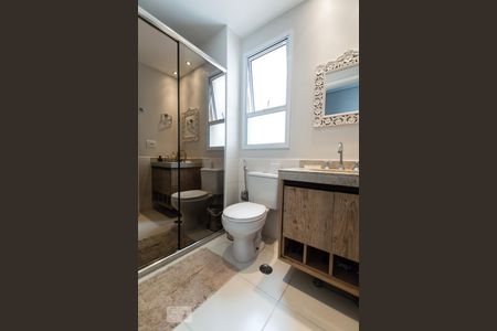 Banheiro de apartamento à venda com 2 quartos, 90m² em Alphaville Conde Ii, Barueri