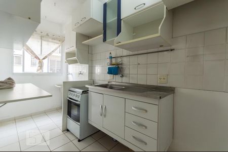 Cozinha de apartamento para alugar com 2 quartos, 60m² em Jardim Pinheiros, São Paulo