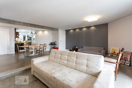 Sala de apartamento à venda com 2 quartos, 130m² em Moema, São Paulo