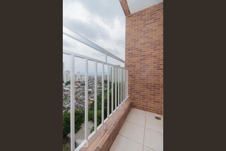 Varanda de apartamento à venda com 2 quartos, 58m² em Jardim Flor da Montanha, Guarulhos