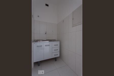 Cozinha de kitnet/studio para alugar com 1 quarto, 30m² em República, São Paulo