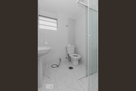 Banheiro de apartamento para alugar com 2 quartos, 76m² em Vila São Judas Tadeu, Guarulhos